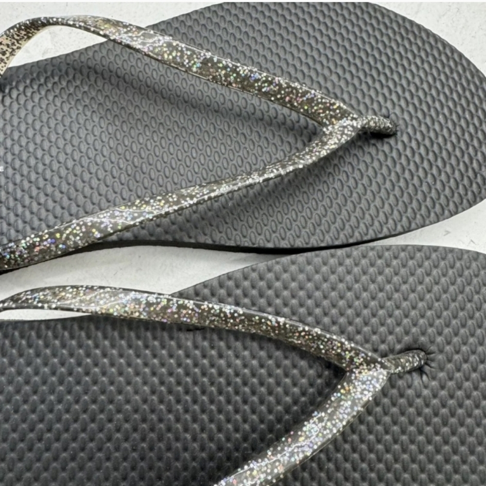 SPARKLE Old Navy Flip Flops Shoes Pool Slippers Black Glitter Charcol 8M NEW NWT - Picture 3 of 5